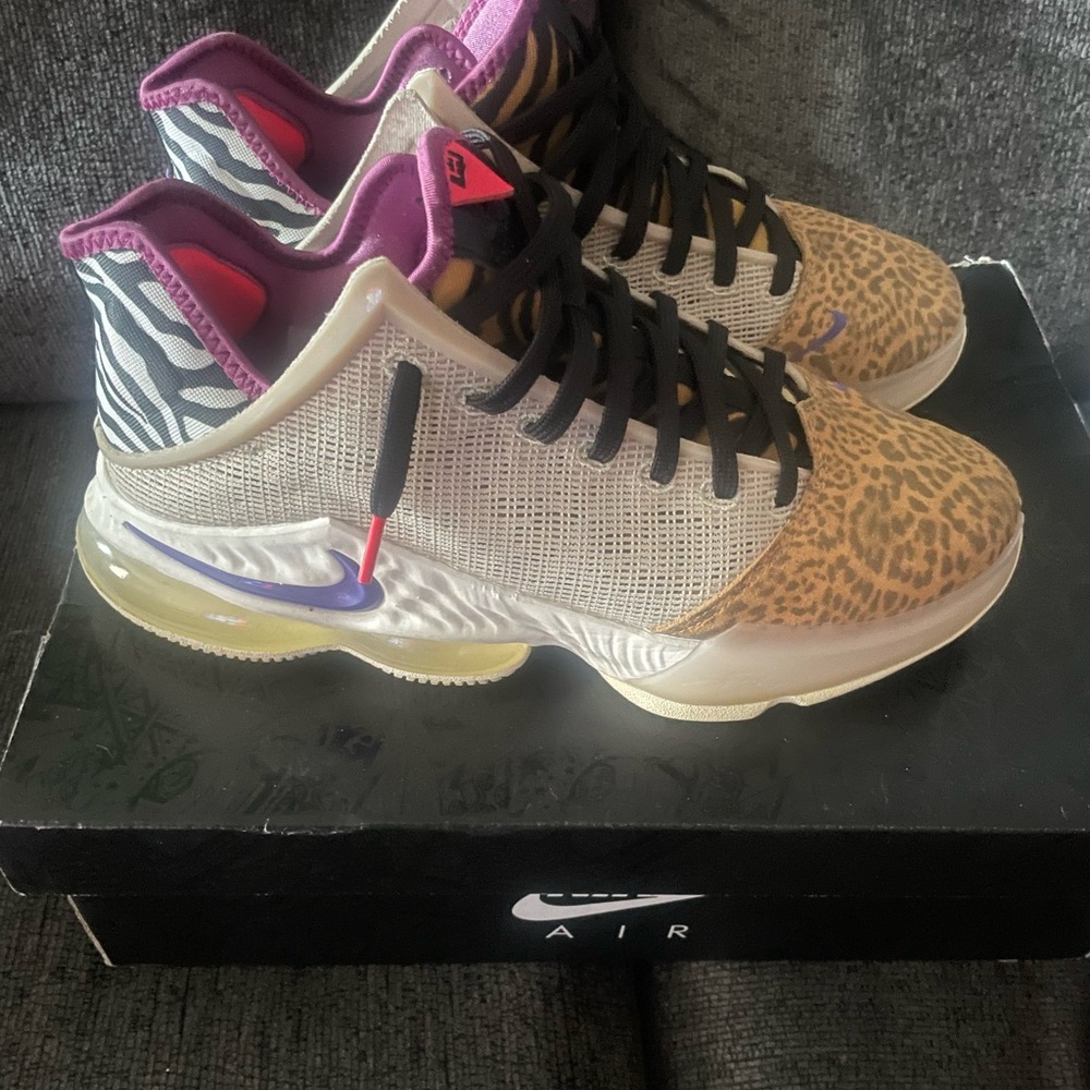 Nike Athletic Shoes - Cream and Pink - Picture 3 of 8